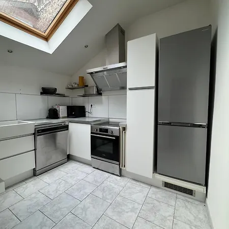 Maison De Proche Du Port Au Coeur Du Carre Des Arts De